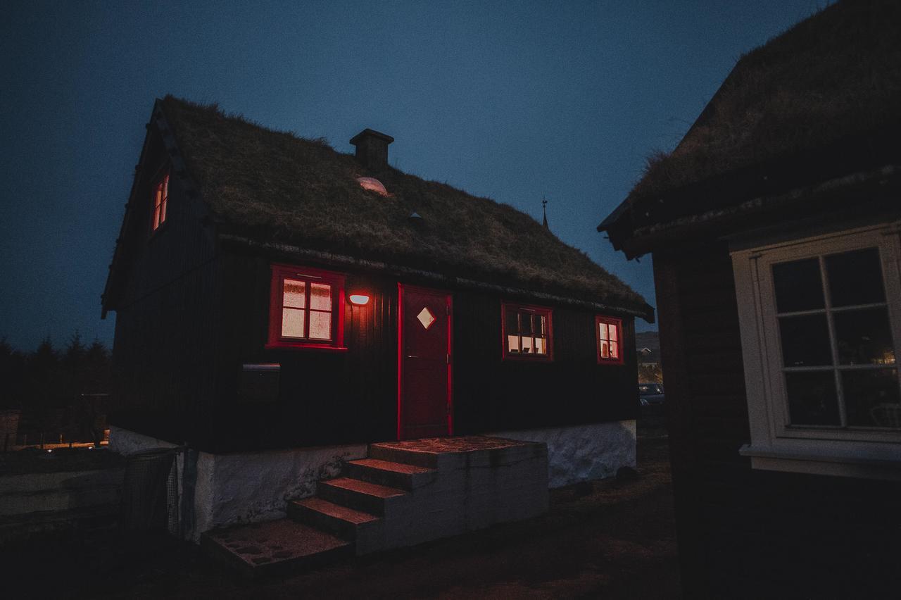 Turf House Cottage - Near Airport Mithvagur Esterno foto